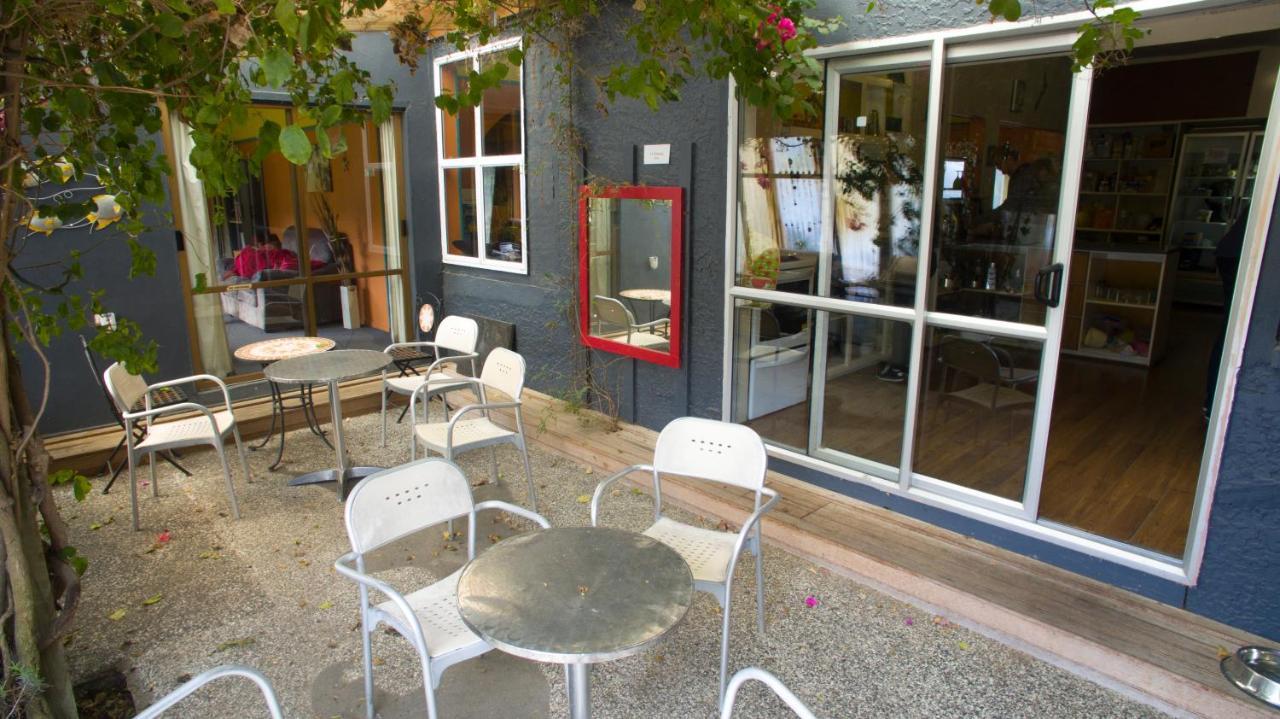 Tombstone Motel, & Backpackers Hostel