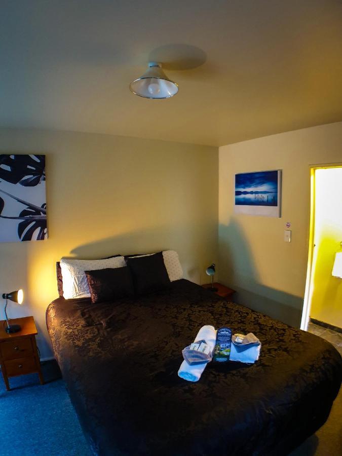 Hostel Tombstone Motel, & Backpackers